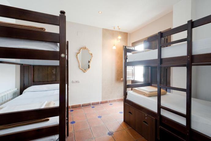 Imagen general del Hostel Oasis Backpackers Granada. Foto 6