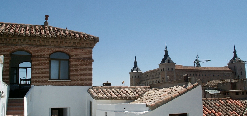 Imagen de los exteriores del Hostel Oasis Toledo. Foto 10