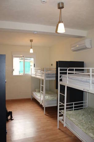 Imagen general del Hostel One Paralelo. Foto 9