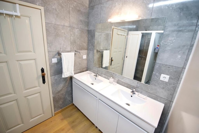Imagen de la habitación del Hostel Oporto Sky. Foto 15