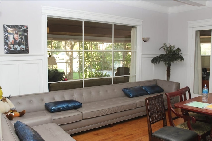 Imagen de los interiores del Hostel Orange Drive. Foto 19