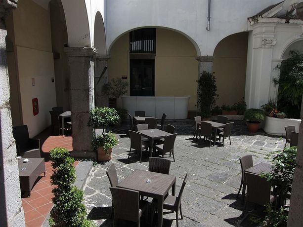 Imagen de los exteriores del Hostel Ostello Ave Gratia Plena -. Foto 13