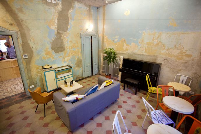 Imagen de los interiores del Hostel Ostello Bello Lake Como. Foto 13