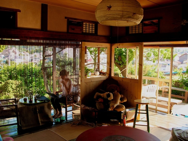 Imagen de los interiores del Hostel Otarunai Backpackers' Morinoki. Foto 14