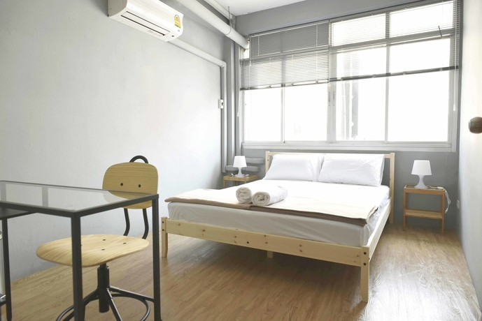 Imagen de la habitación del Hostel Oyo 783 Brunch Markers Cafe and. Foto 11