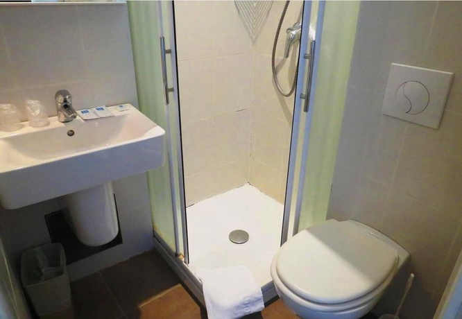 Imagen de la habitación del Hostel Ozz Nice. Foto 3