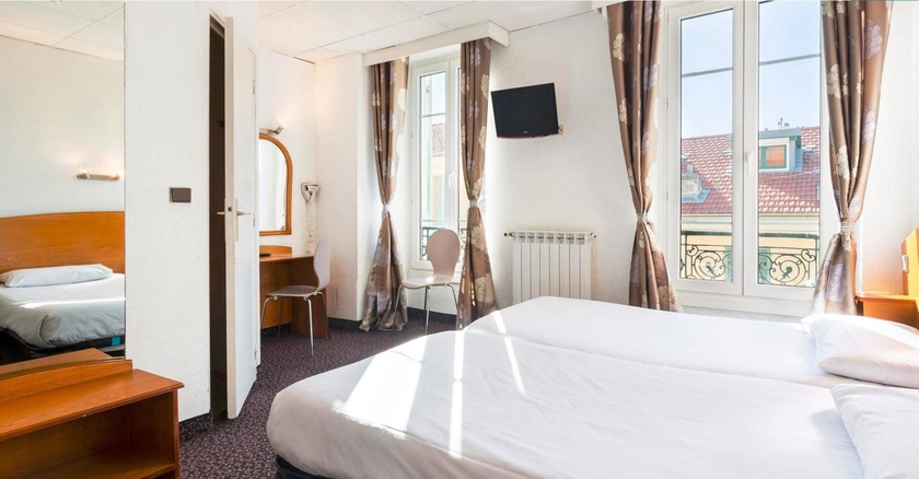 Imagen de los exteriores del Hostel Ozz Nice. Foto 13