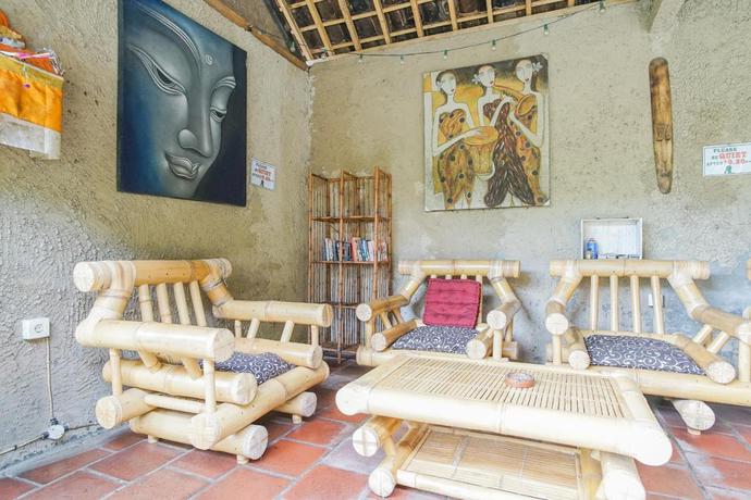 Imagen de los interiores del Hostel Padi-Padi and Bar. Foto 4