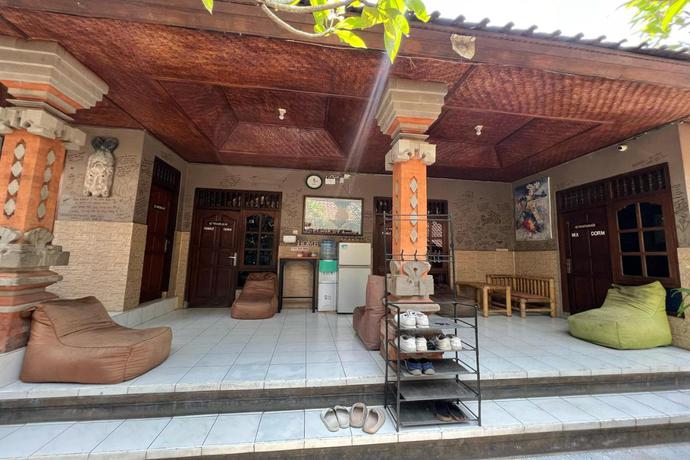 Imagen de los interiores del Hostel Padi-Padi and Bar. Foto 5