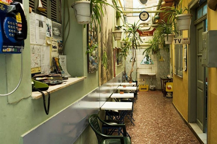 Imagen de los exteriores del Hostel Pagration Youth. Foto 12