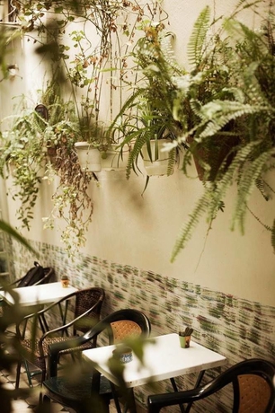 Imagen de los exteriores del Hostel Pagration Youth. Foto 13