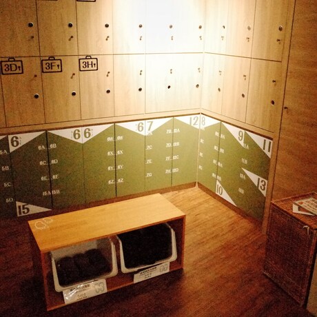 Imagen de los interiores del Hostel Paper Plane. Foto 35