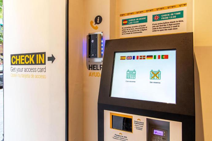 Imagen general del Hostel Petit La Latina - Adults Only. Foto 5