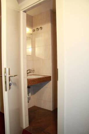 Imagen de la habitación del Hostel Petit Steffani. Foto 15