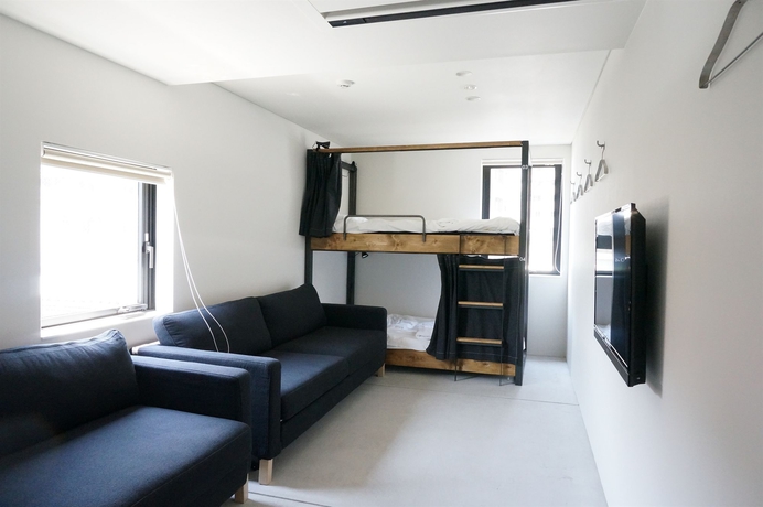 Imagen de los interiores del Hostel Piece Kyoto. Foto 12