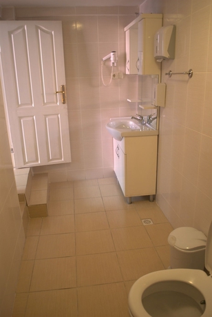 Imagen de la habitación del Hostel Piya. Foto 17