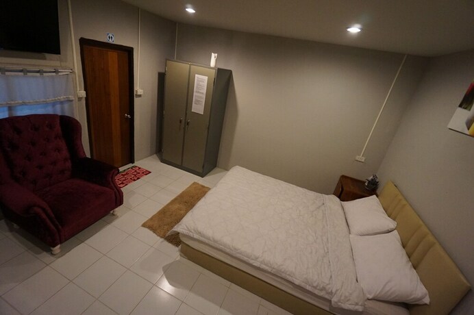 Imagen de la habitación del Hostel Pk, Ayutthaya. Foto 18
