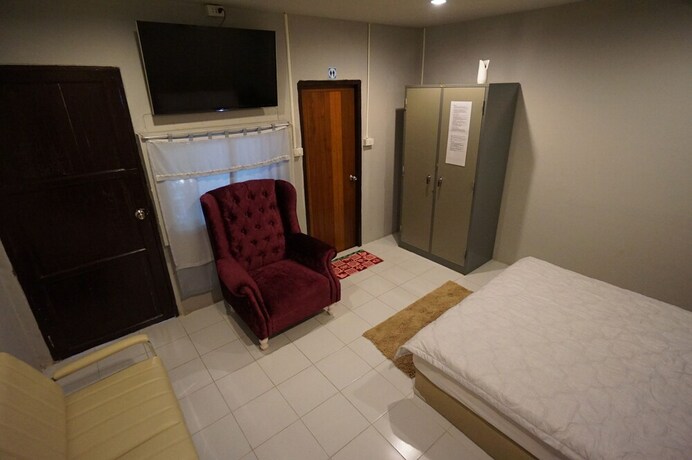 Imagen de la habitación del Hostel Pk, Ayutthaya. Foto 30