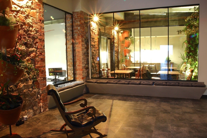 Imagen de los interiores del Hostel Poshtel Bilbao Premium. Foto 11