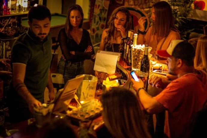 Imagen del bar/restaurante del Hostel QUO Milano. Foto 4