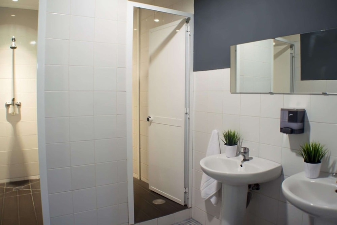 Imagen de los interiores del Hostel Quart Youth. Foto 17