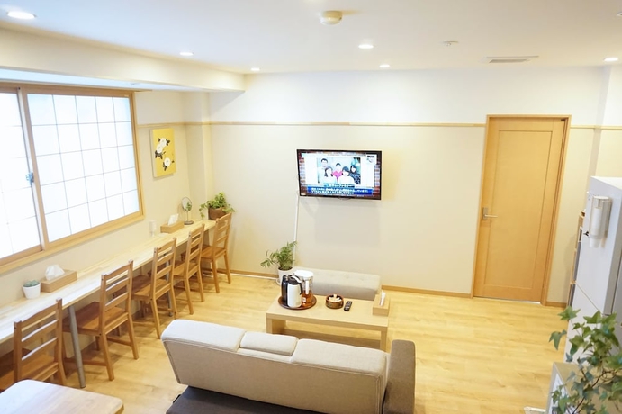 Imagen de los interiores del Hostel Rakutsuki. Foto 12