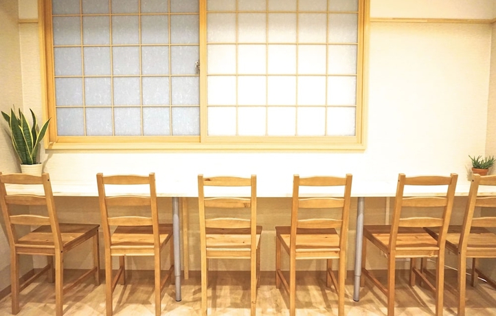 Imagen de los interiores del Hostel Rakutsuki. Foto 15