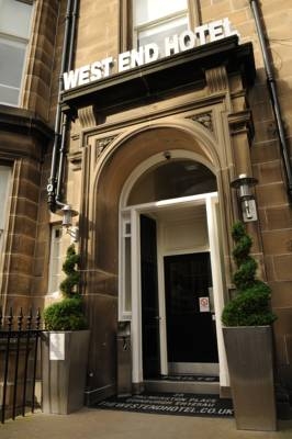 Imagen de los exteriores del Hostel Revolver Edinburgh. Foto 9