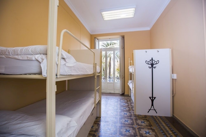 Imagen de la habitación del Hostel River, Valencia. Foto 4