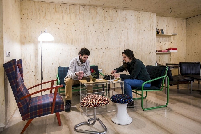 Imagen de los interiores del Hostel River, Valencia. Foto 11