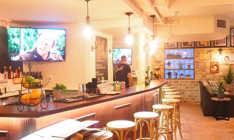 Imagen del bar/restaurante del Hostel Rock. Foto 3