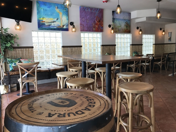 Imagen del bar/restaurante del Hostel Rock. Foto 5