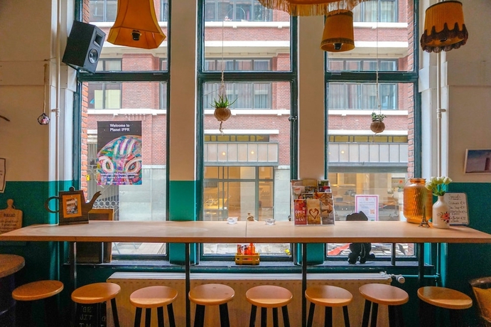 Imagen de los interiores del Hostel Room Rotterdam. Foto 19