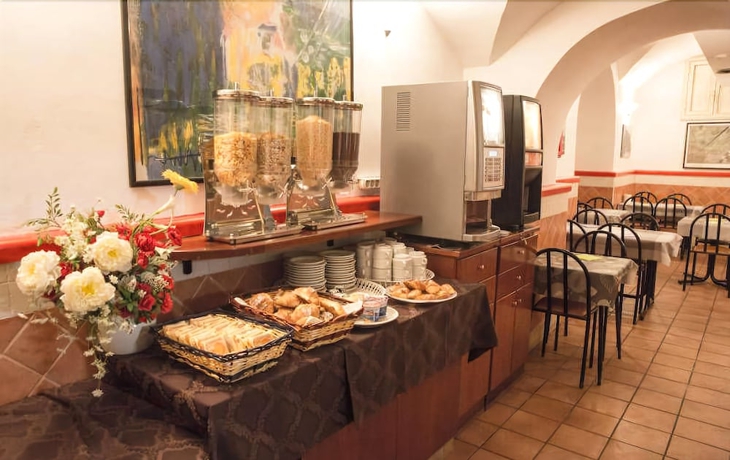 Imagen del bar/restaurante del Hostel Room Santa Maria Maggiore. Foto 4