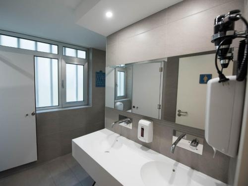 Imagen de la habitación del Hostel Room00 Lisboa. Foto 8