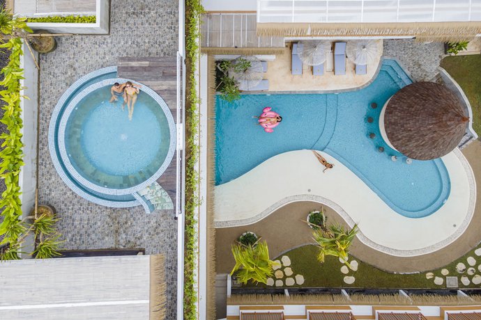 Imagen general del Hostel Roomates Surf Camp Canggu by Ini Vie Hospitality. Foto 1