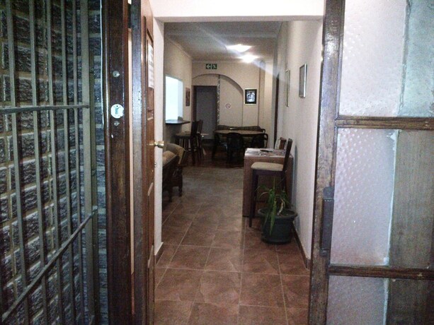 Imagen de los interiores del Hostel Rosebank. Foto 28