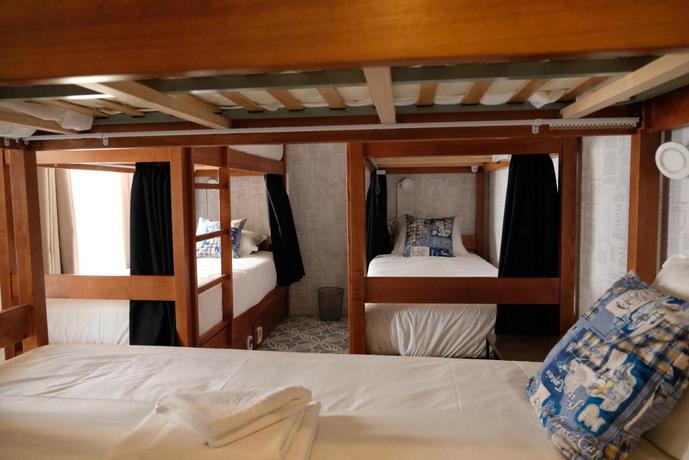 Imagen general del Hostel Royal Beach and Suites. Foto 11