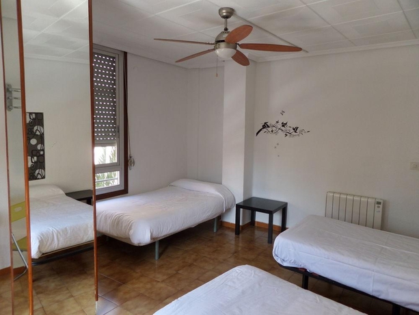 Imagen general del Hostel Russafa Youth. Foto 8