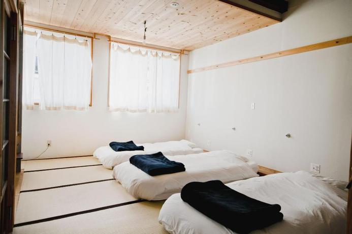 Imagen de la habitación del Hostel SALON SARUYA. Foto 12