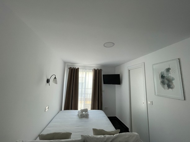 Imagen de la habitación del Hostel SL Marbella. Foto 10