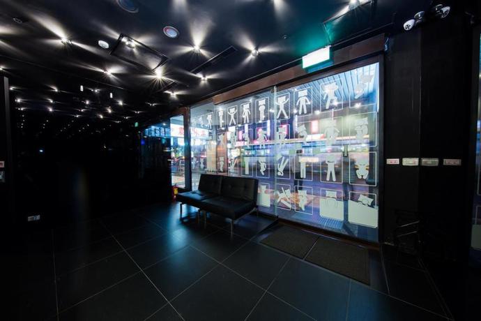 Imagen de los interiores del Hostel SLEEPBOX. Foto 7