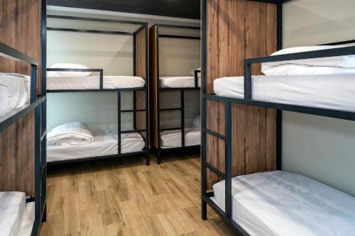 Imagen de la habitación del Hostel SOM. Foto 18