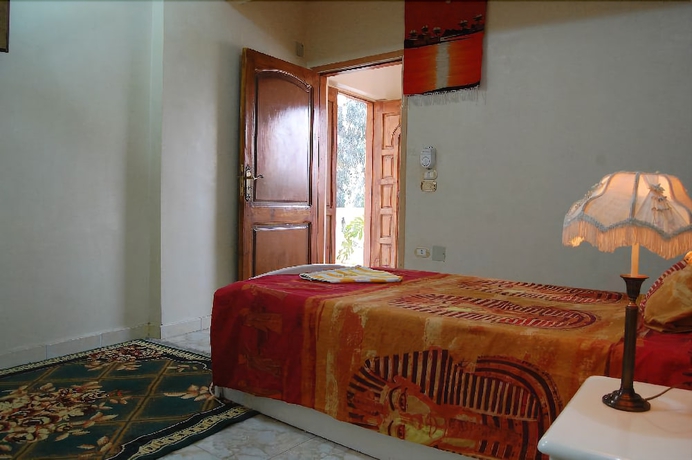 Imagen de la habitación del Hostel Sakkara Inn Hotel. Foto 8