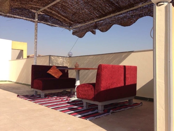 Imagen de los exteriores del Hostel Sakkara Inn Hotel. Foto 13