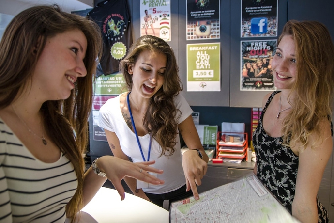 Imagen de los interiores del Hostel Sant Jordi s Sagrada Familia. Foto 18