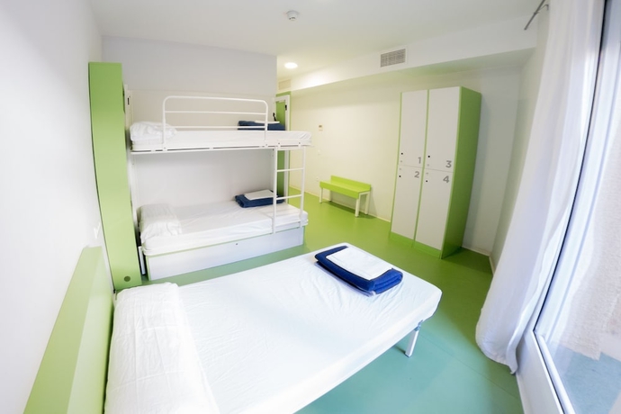 Imagen de la habitación del Hostel Sant Jordi s Sagrada Familia. Foto 12