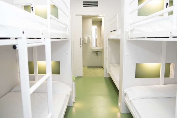 Imagen de la habitación del Hostel Sant Jordi s Sagrada Familia. Foto 15
