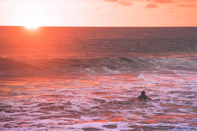 Imagen de los exteriores del Hostel Selina Santa Teresa North. Foto 7