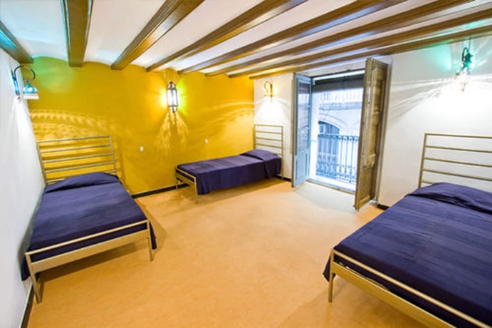 Imagen de la habitación del Hostel Serenity Gotic. Foto 6